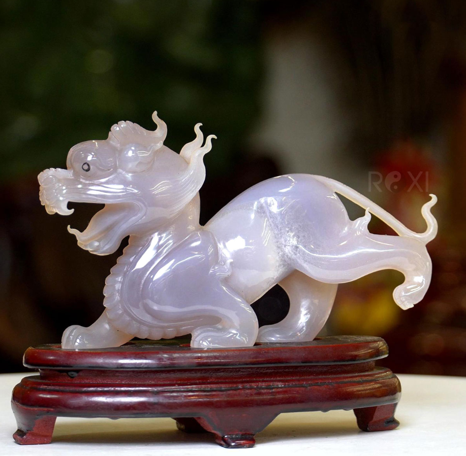 Tượng Tỳ Hưu Phong Thủy Đá Mã Não.png